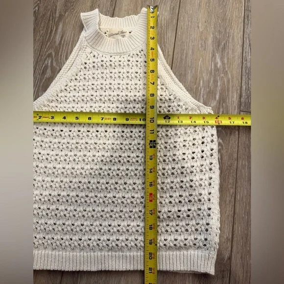#7) Universal Thread sleeveless knit top M - Picture 3 of 6